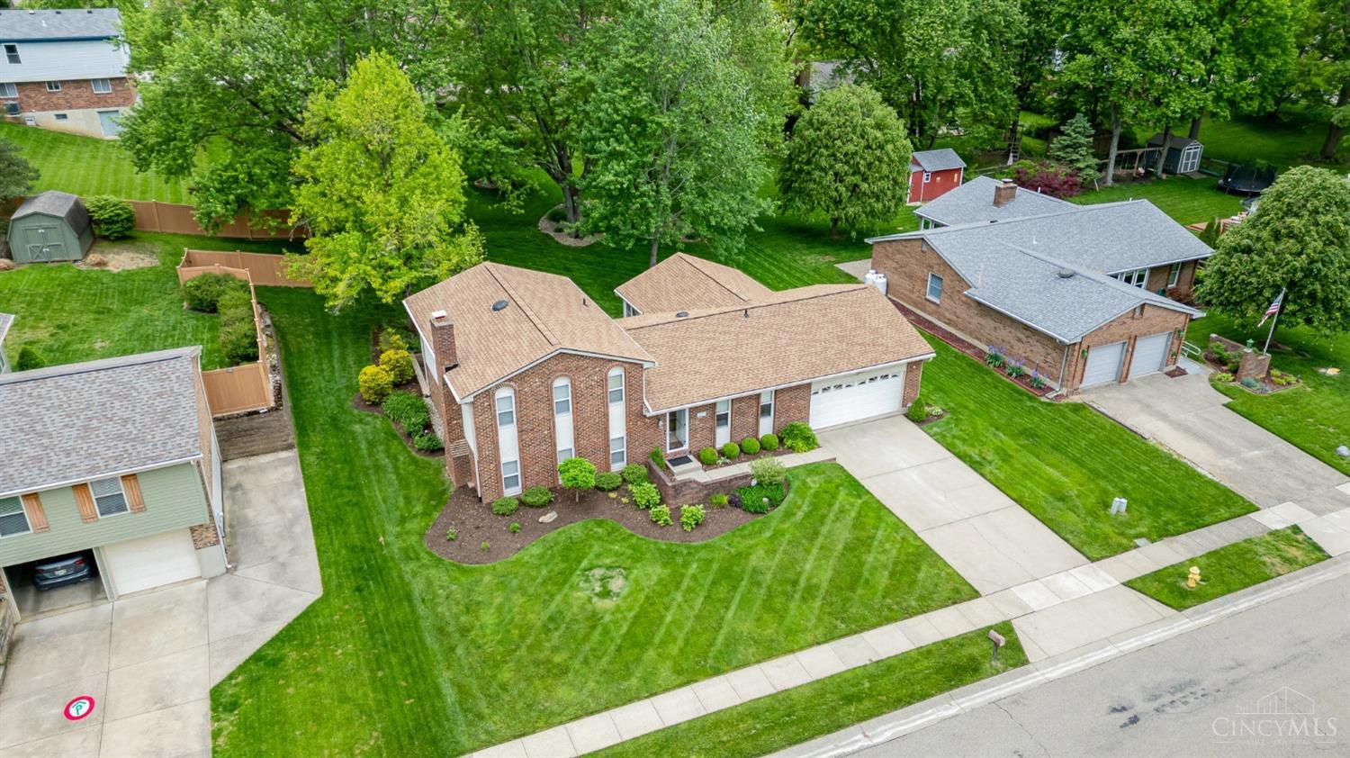 6179 Stonehill Drive, Fairfield, Ohio image 3