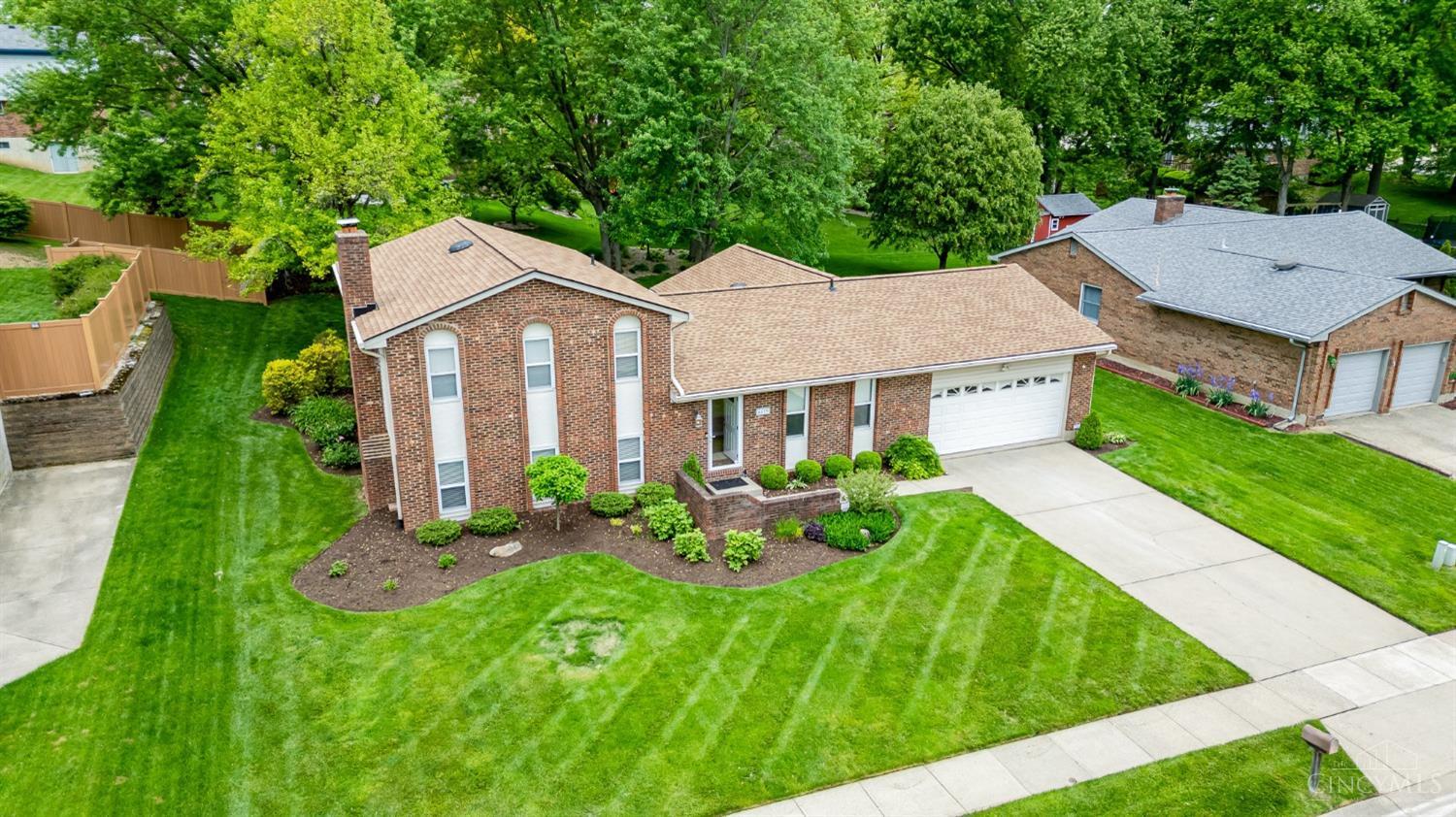 6179 Stonehill Drive, Fairfield, Ohio image 2