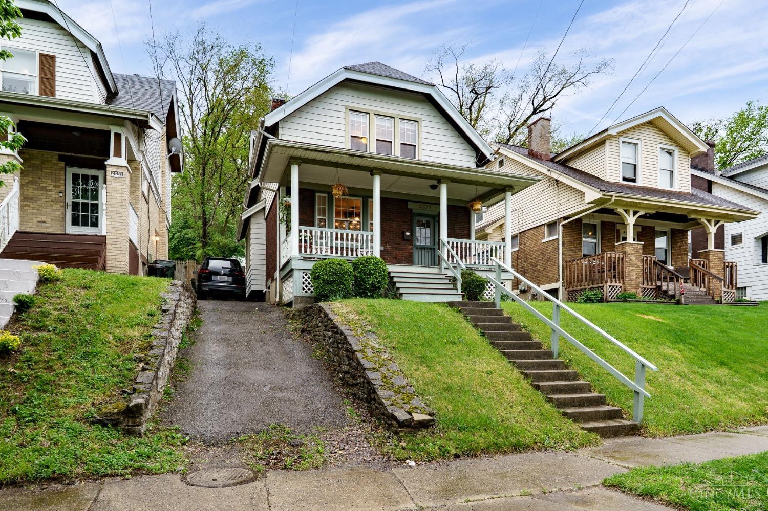 2335 Glenside Avenue, Norwood, Ohio image 2