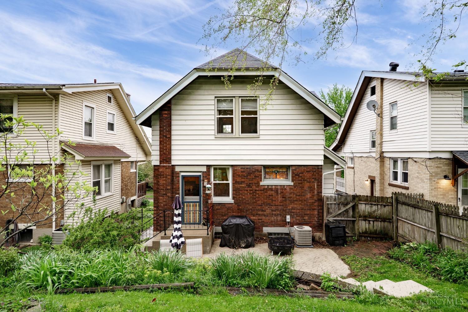 2335 Glenside Avenue, Norwood, Ohio image 29