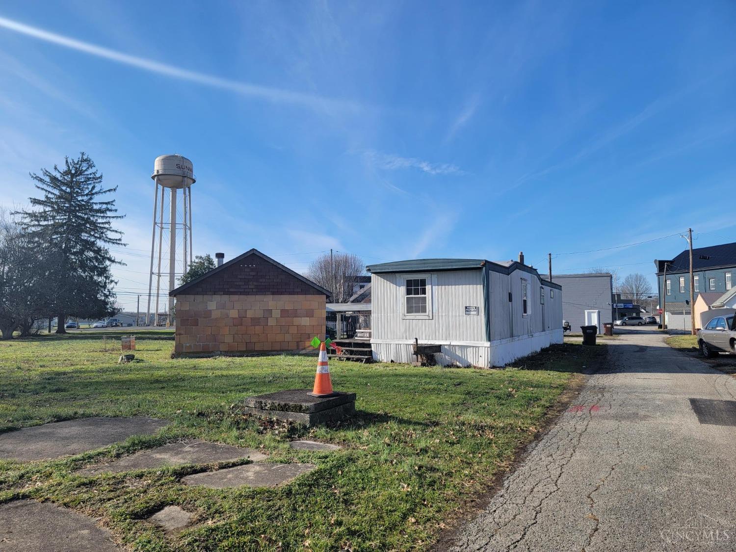 215 S Meridian Street, Sunman, Indiana image 3
