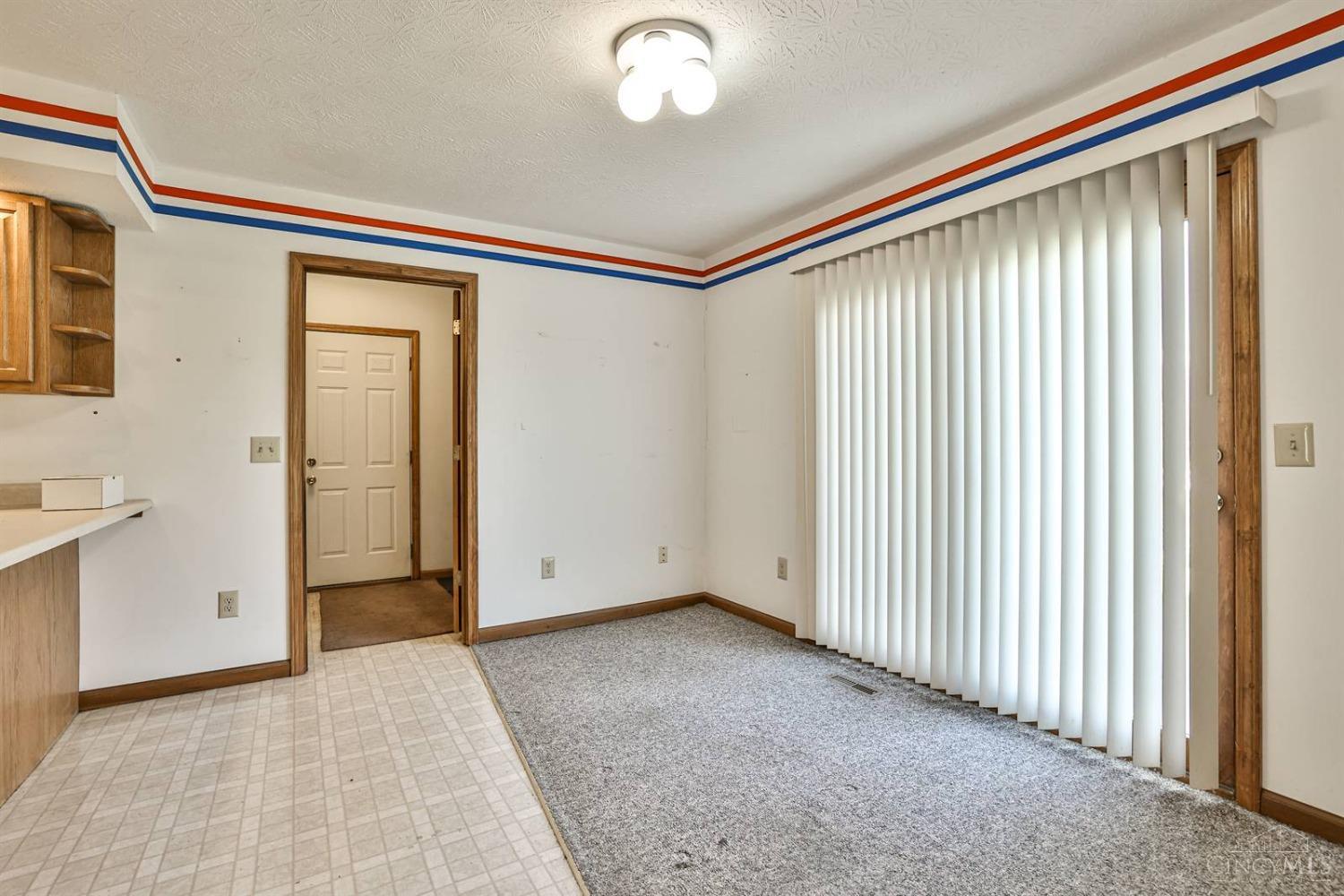 2716 Walnut Ridge Drive, Troy, Ohio image 18