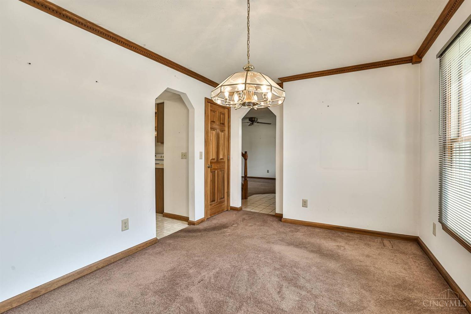 2716 Walnut Ridge Drive, Troy, Ohio image 11