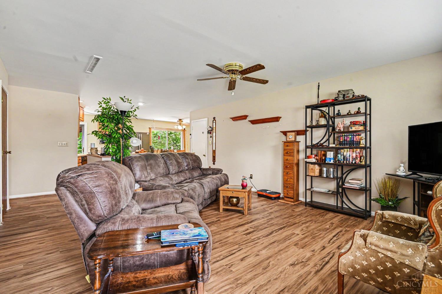 11384 Melissa Court
