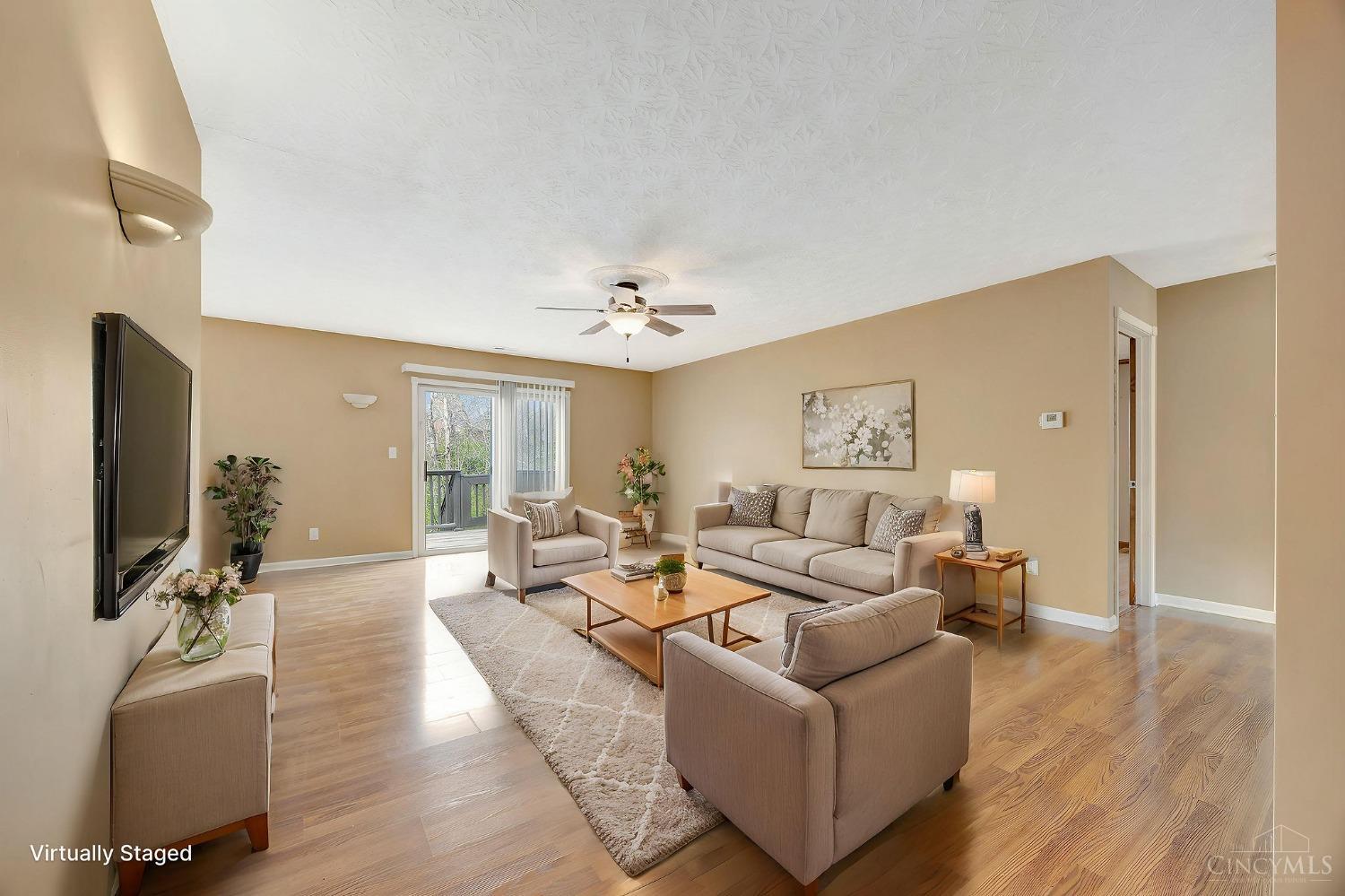 58 W Persimmon Drive, Hamilton, Ohio image 4