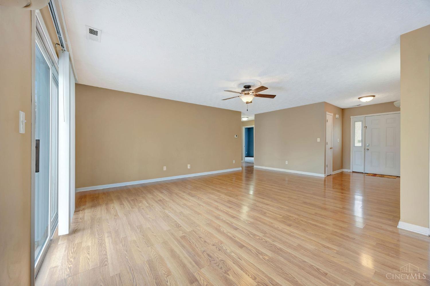 58 W Persimmon Drive, Hamilton, Ohio image 20