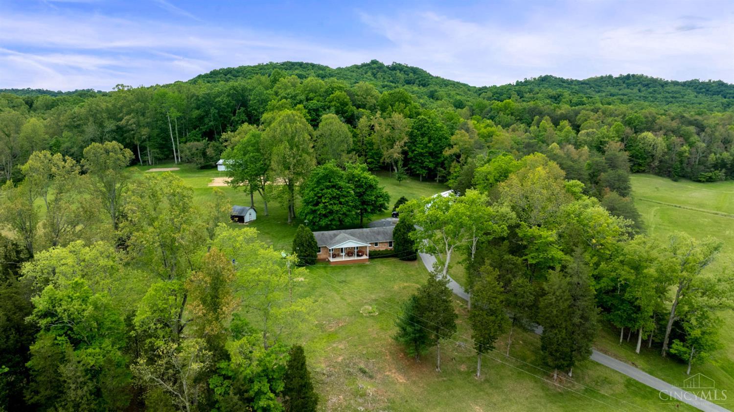 2424 Tulip Road