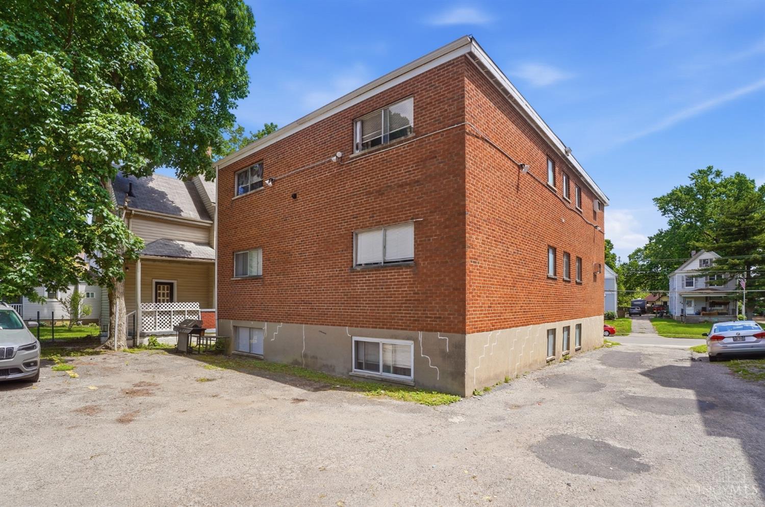 522 Elliott Avenue