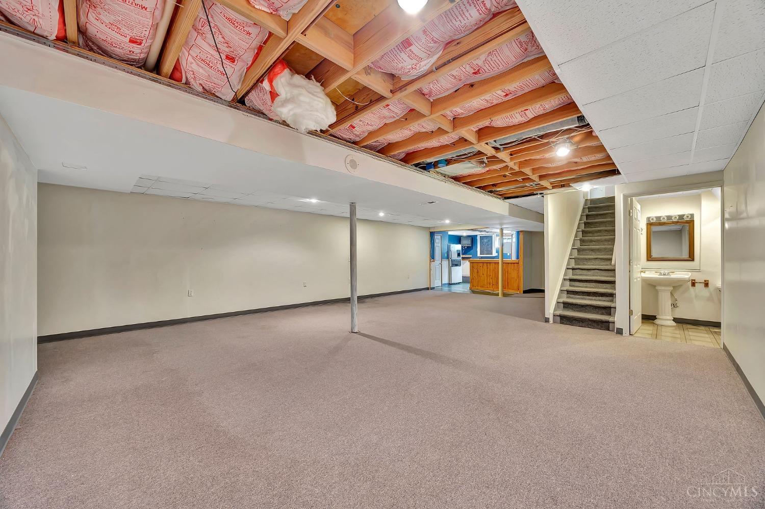 100 Randall Drive, Oxford, Ohio image 30