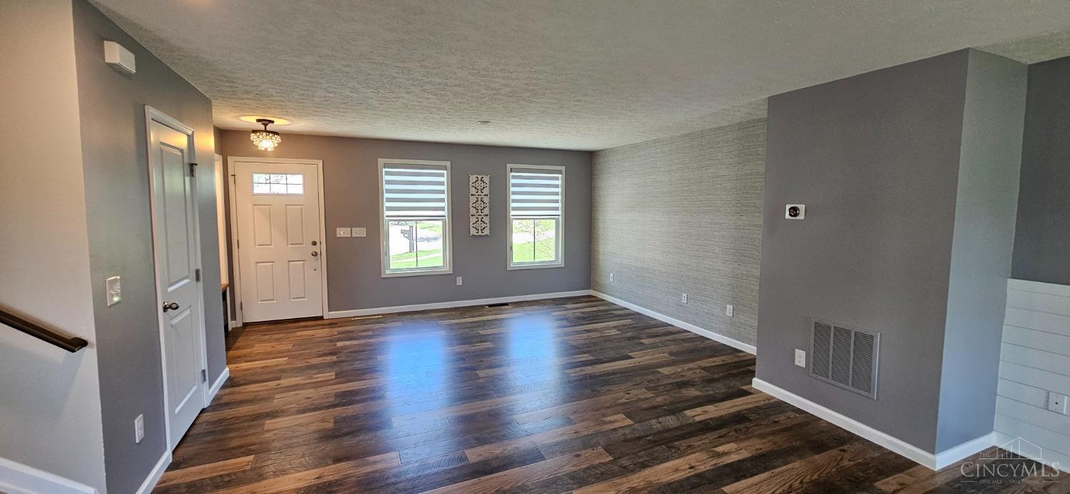 5475 Anne Marie Drive, Morrow, Ohio image 6