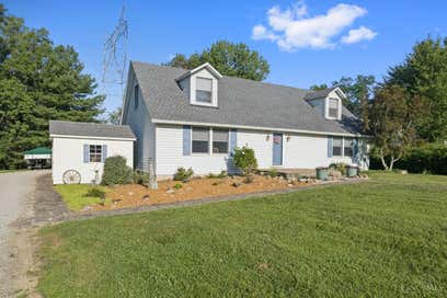 32 Wagon Wheel Cir Franklin Twp OH 45171