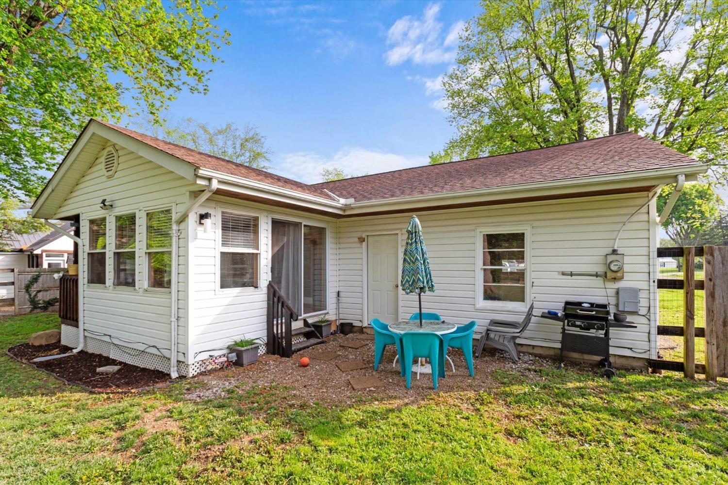 301 N Mill Street, Blanchester, Ohio image 4