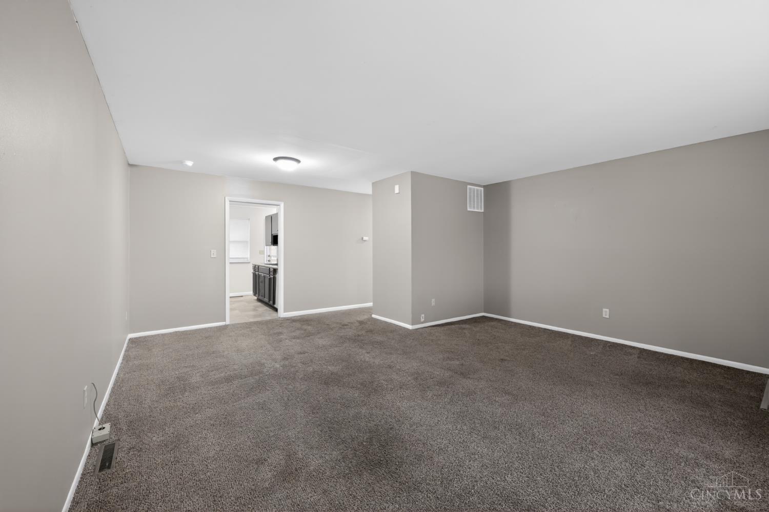 2494 W Kemper Road