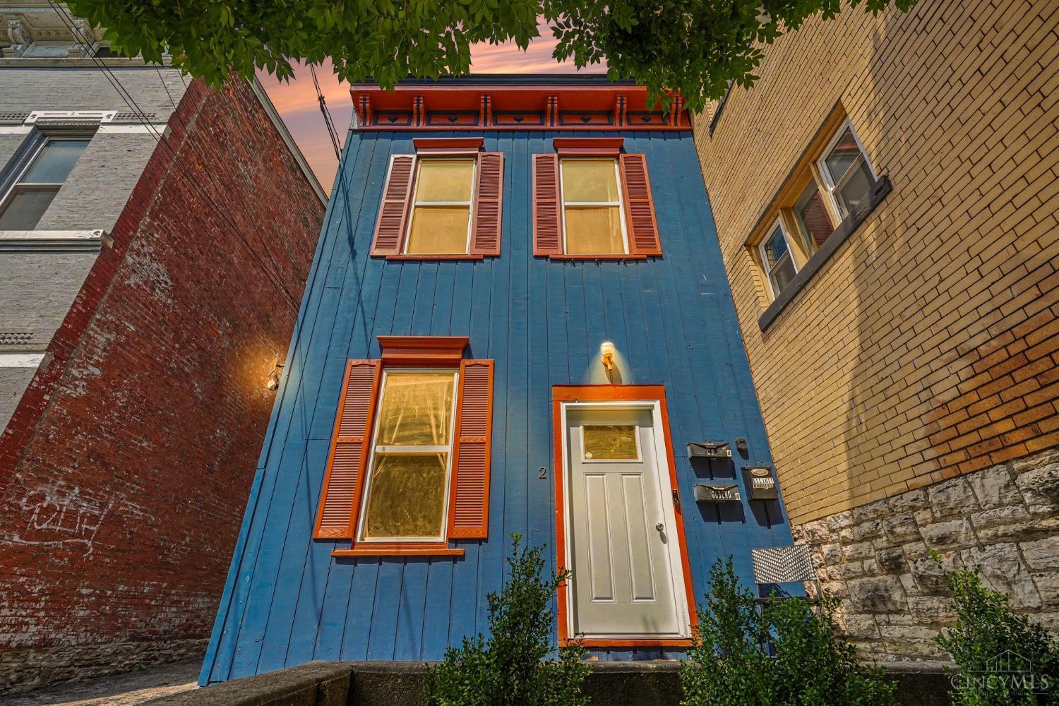 2149 W Clifton Avenue