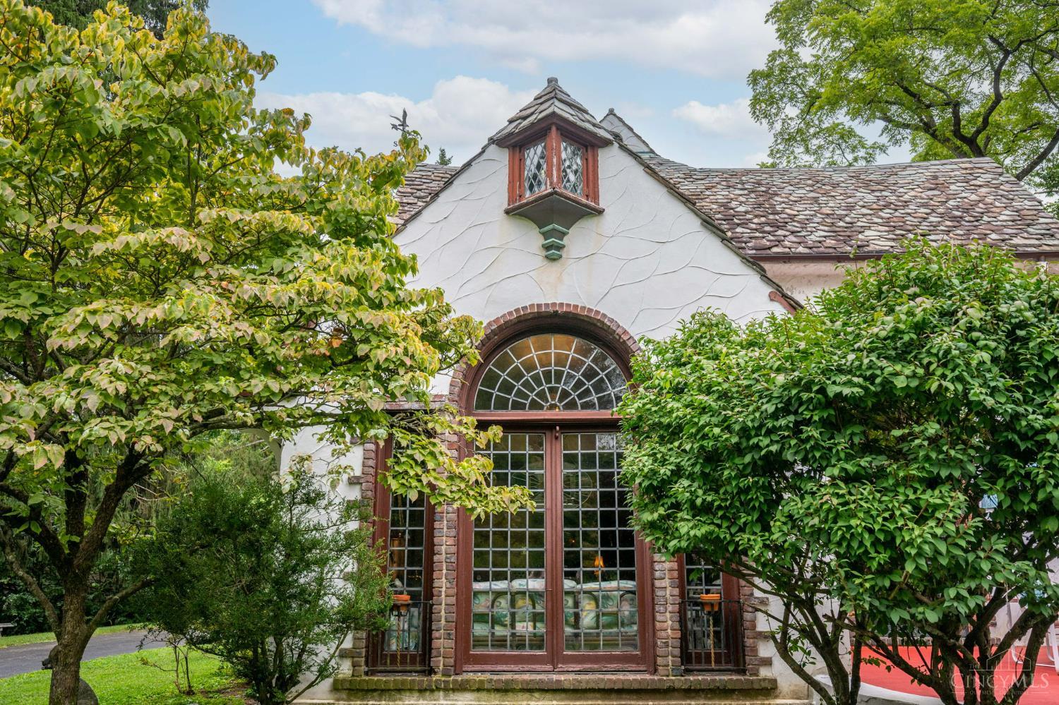 5114 Cleves Warsaw Pike