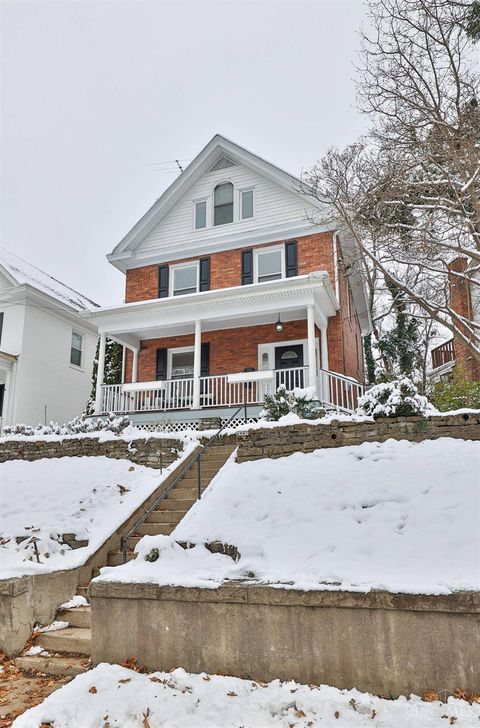 Photo of 1065 Delta Avenue, Cincinnati, OH 45208 (MLS # 1863470)