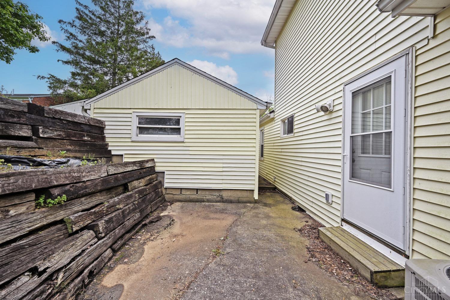 2705 Spring Street, Bethel, Ohio image 41