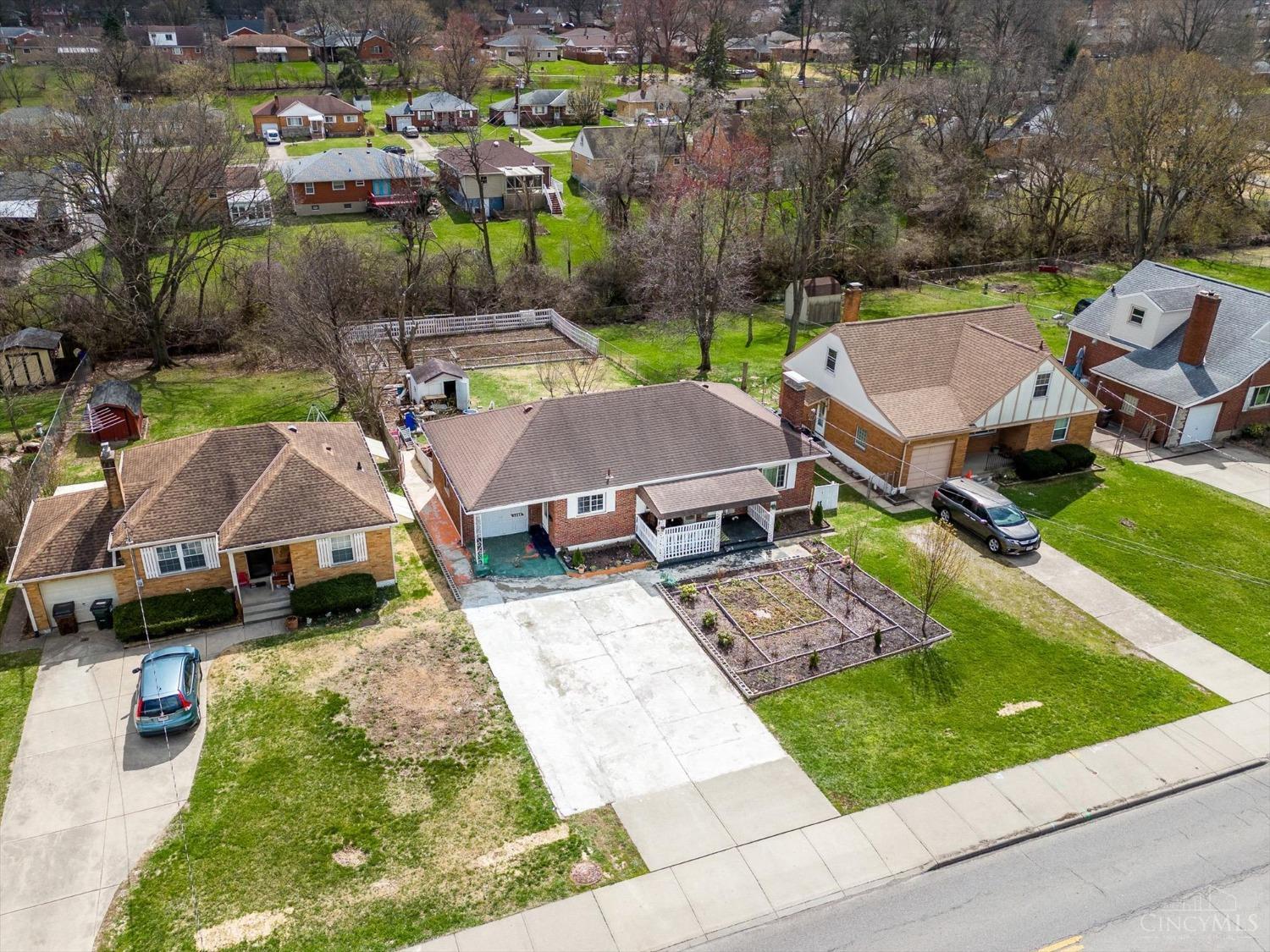 3369 W Galbraith Road, Colerain Twp, Ohio image 4