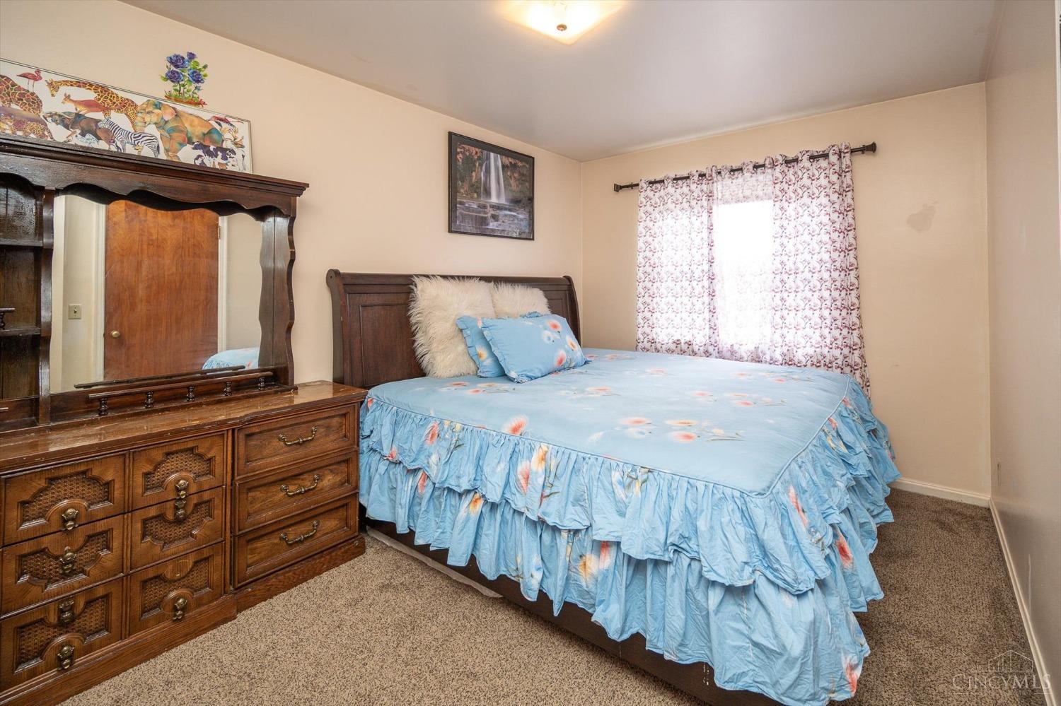 3369 W Galbraith Road, Colerain Twp, Ohio image 31