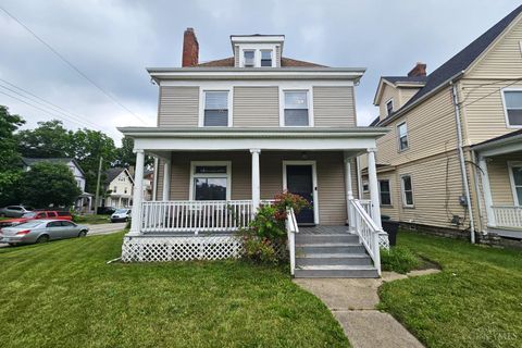 Photo of 2002 Clarion Avenue, Cincinnati, OH 45207 (MLS # 1871523)