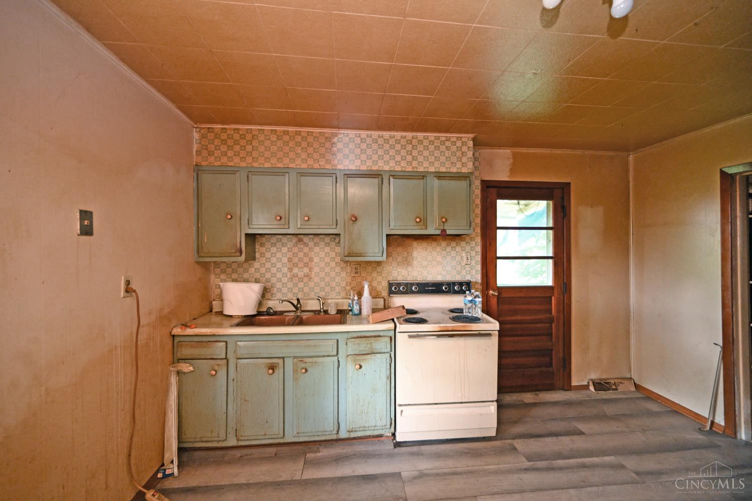 2305 Middletown Eaton Road, Middletown, Ohio image 7