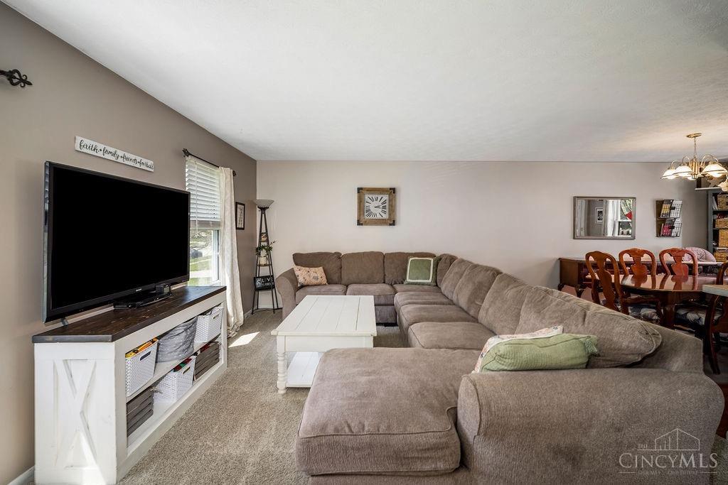 446 Emerald Woods Drive, Oxford, Ohio image 10