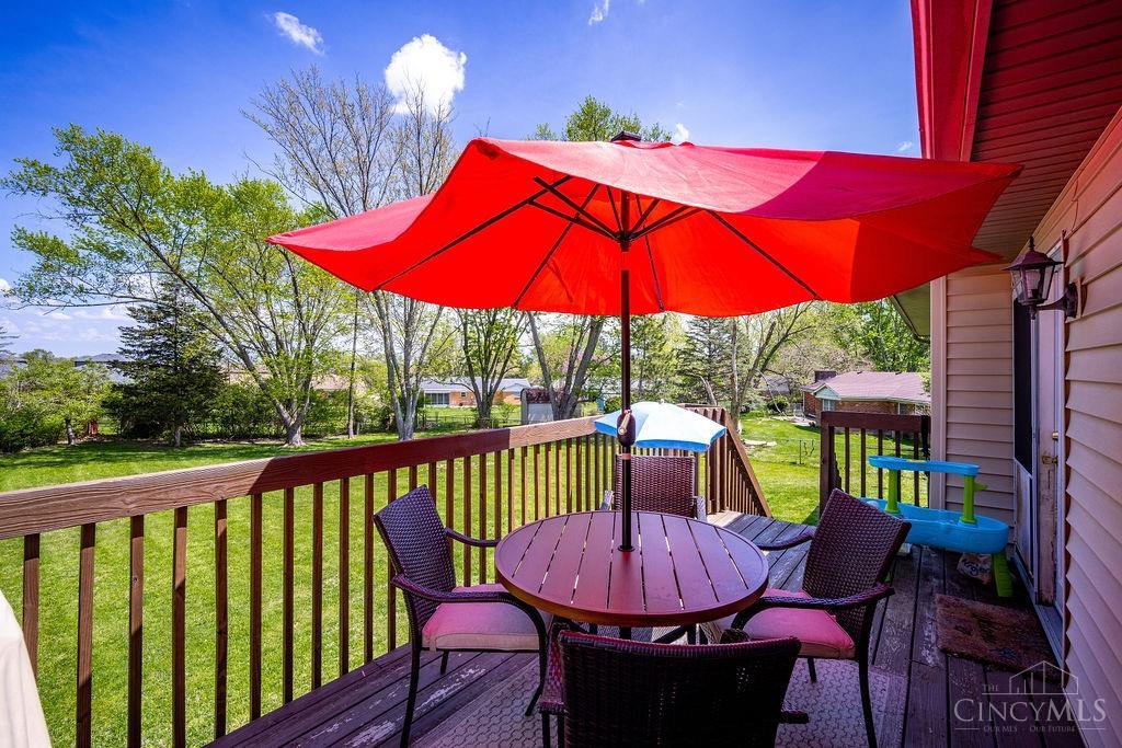 446 Emerald Woods Drive, Oxford, Ohio image 5