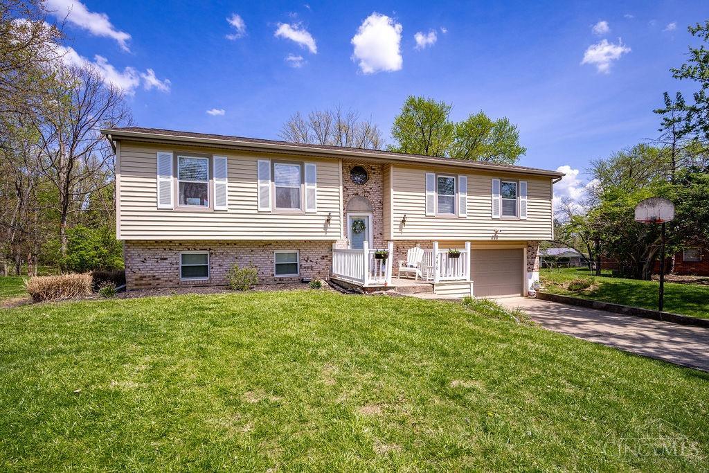 446 Emerald Woods Drive, Oxford, Ohio image 8