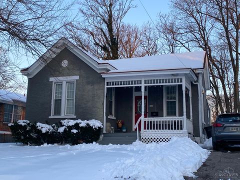 Photo of 5116 Ravenna Street, Cincinnati, OH 45227 (MLS # 1867392)