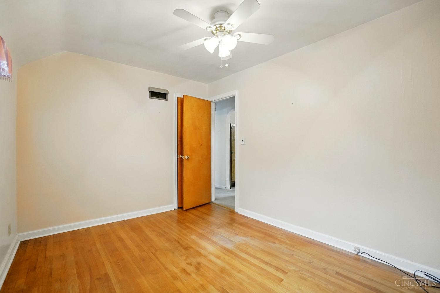 5385 Hillcrest Drive, Oxford, Ohio image 13