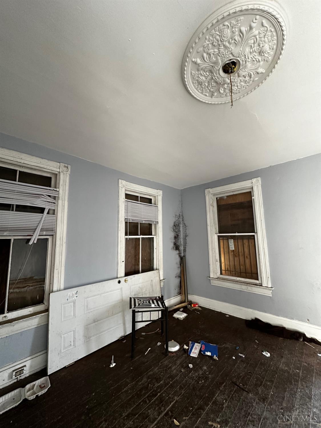 318 W Mcmicken Avenue