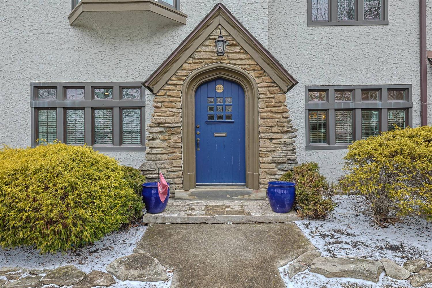 5835 Montgomery Road