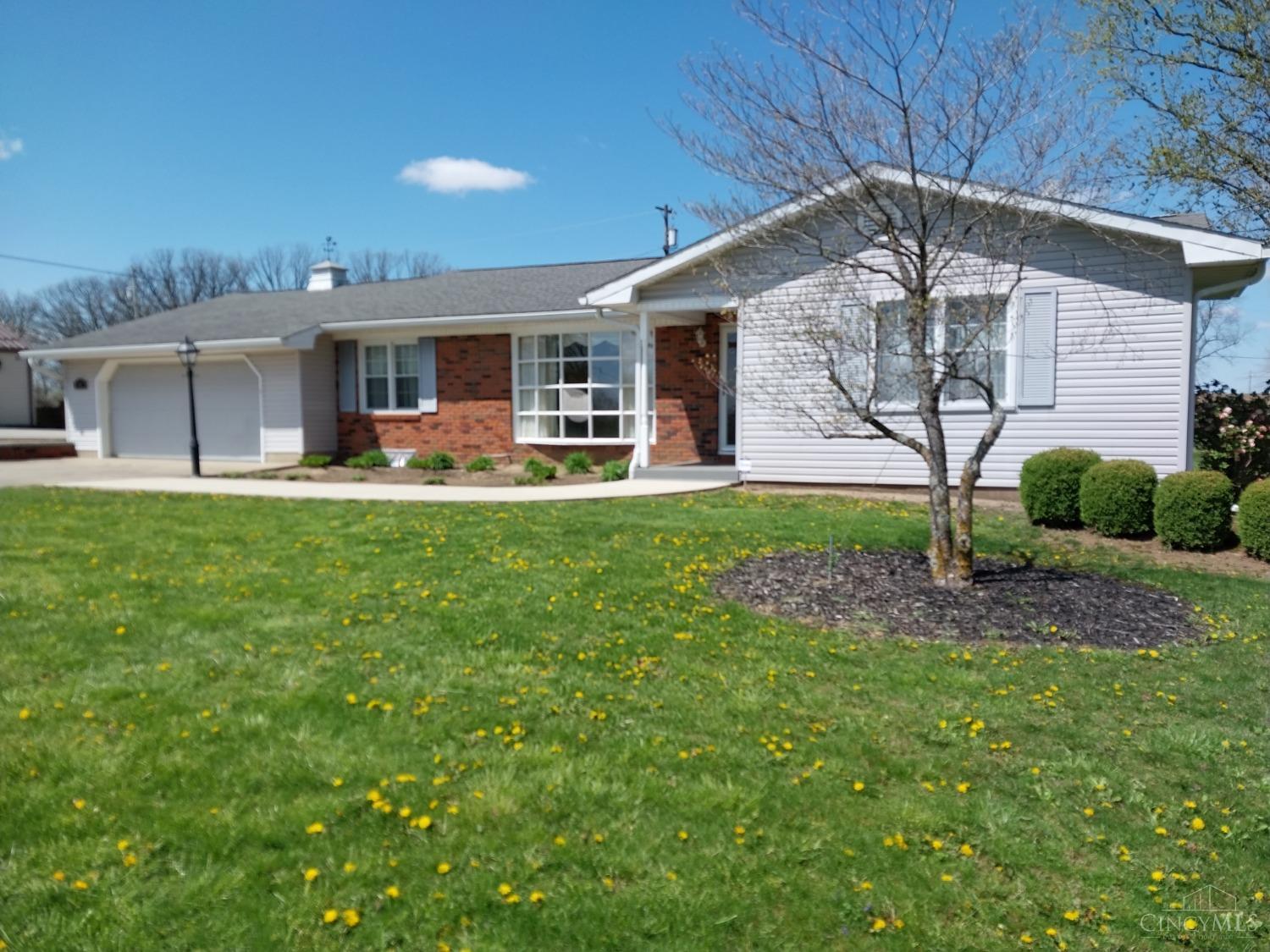 13595 Hillcrest Drive, Greenfield, Ohio image 3