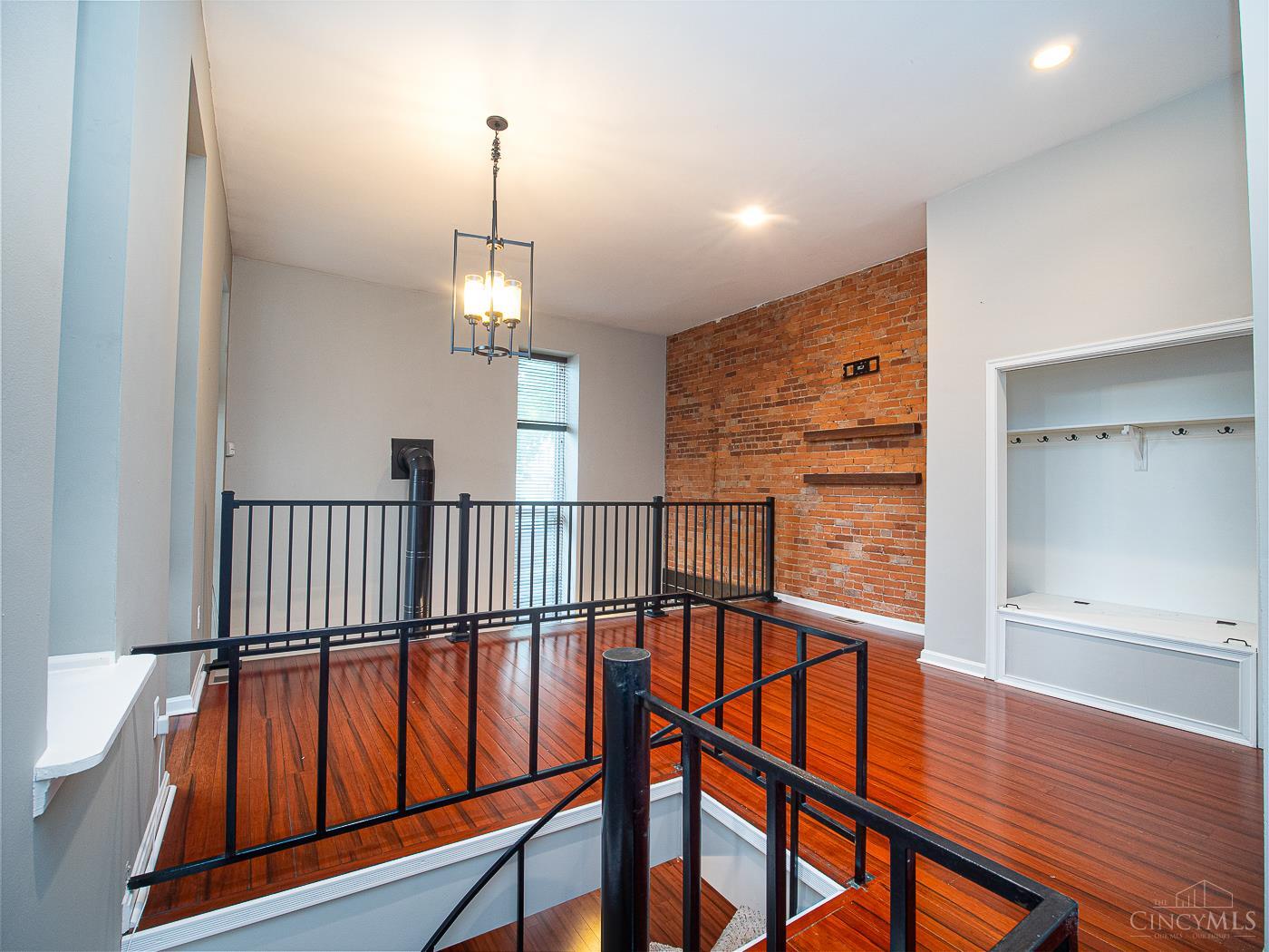 2625 Cleinview Avenue 2