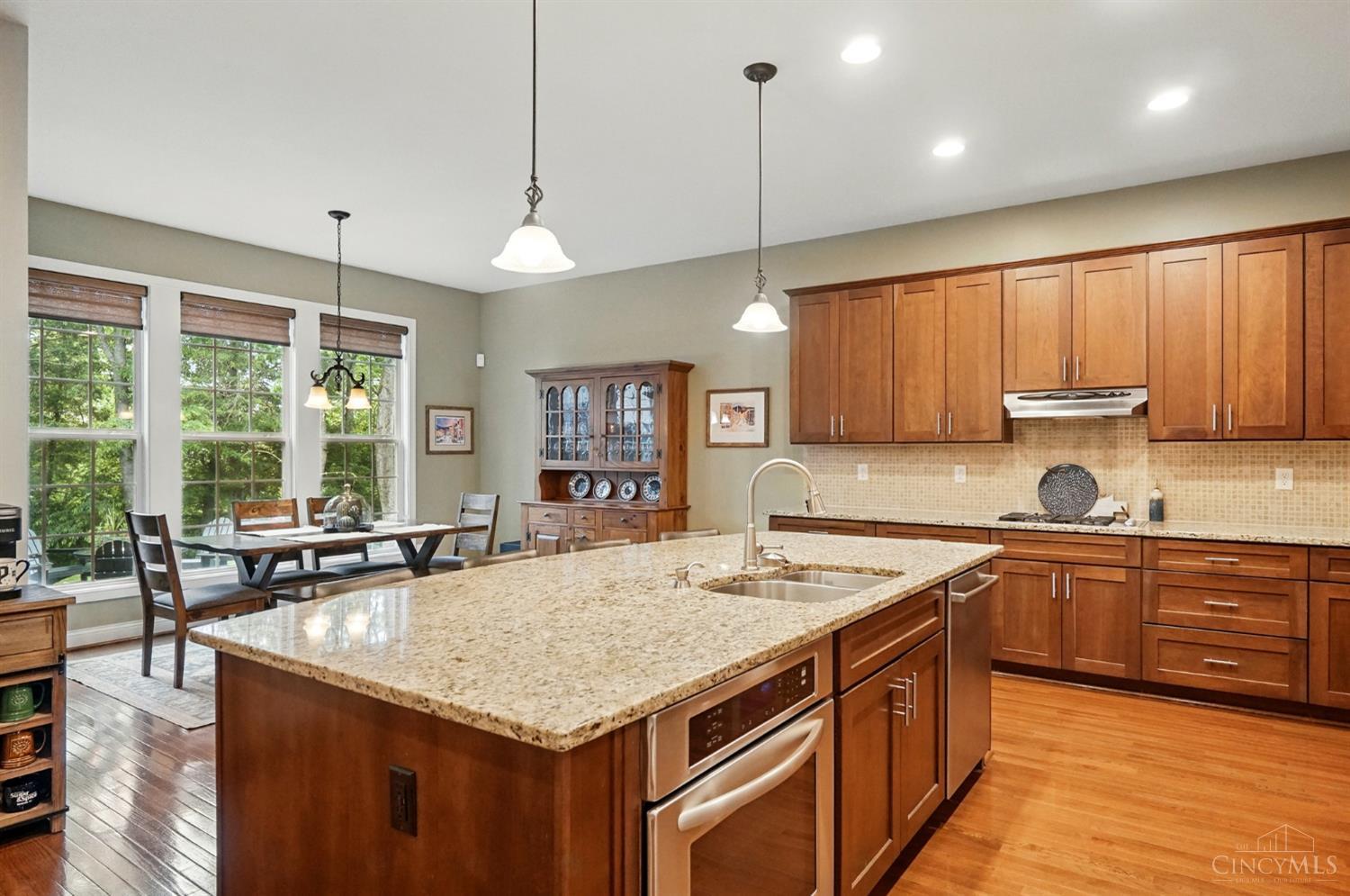 113 Colonial Drive, Loveland, Ohio image 14
