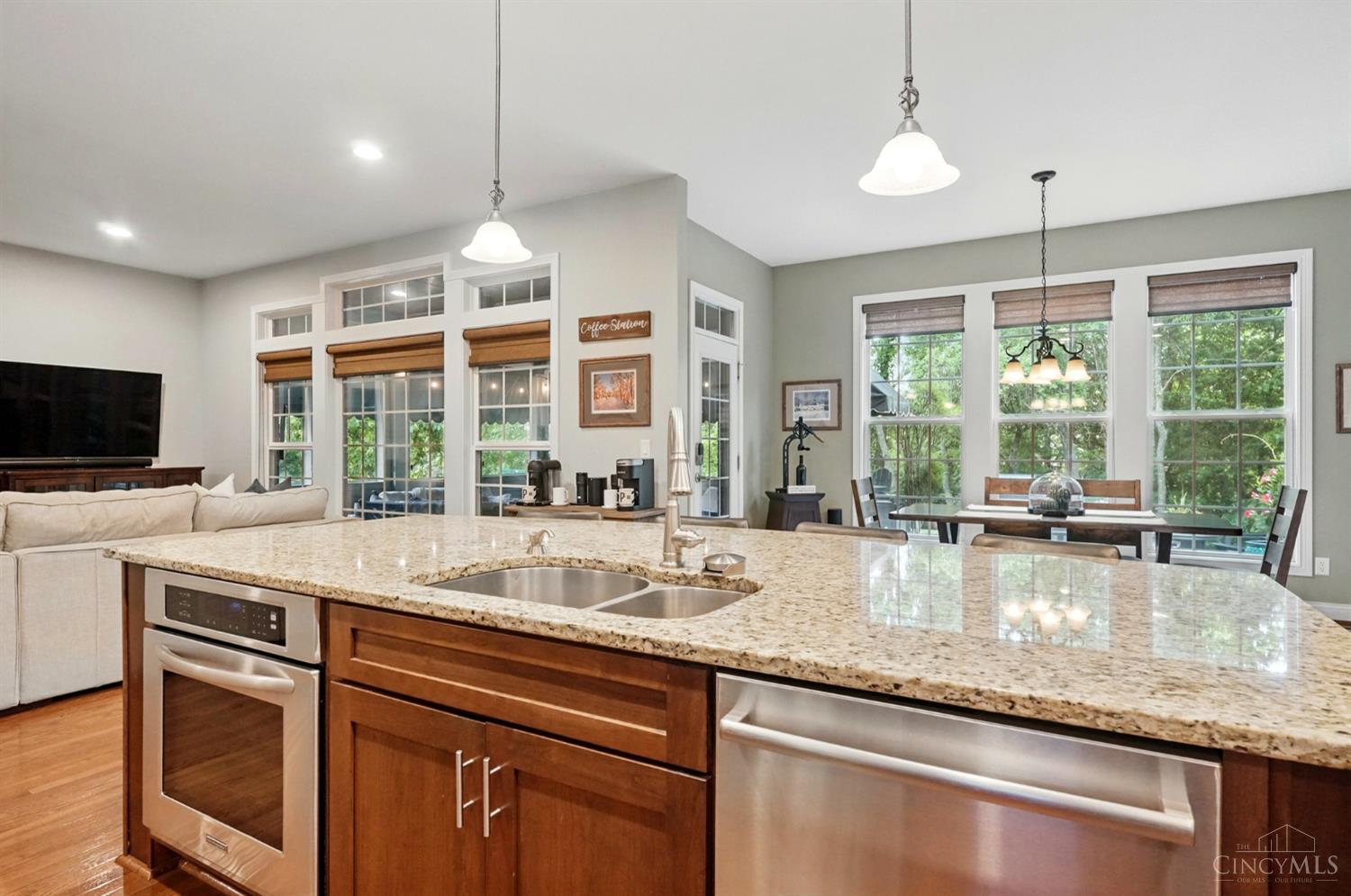 113 Colonial Drive, Loveland, Ohio image 19