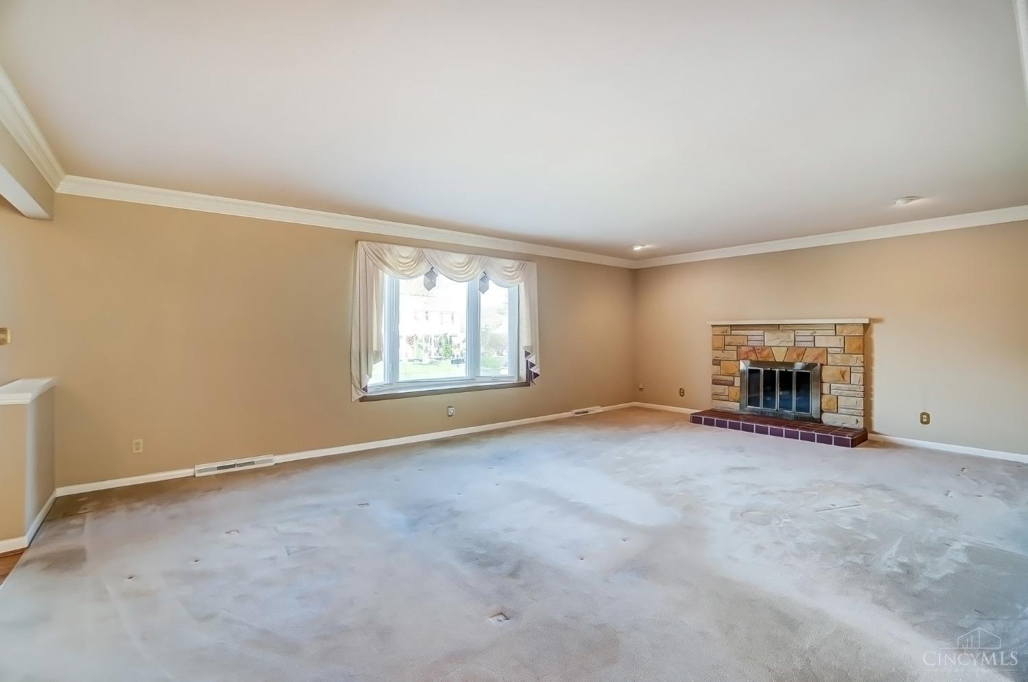 2110 Rollingridge Lane, Green Township, Ohio image 5