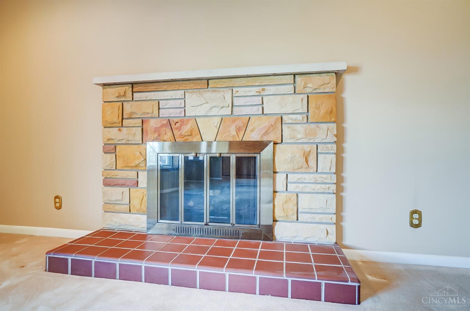 2110 Rollingridge Lane, Green Township, Ohio image 8