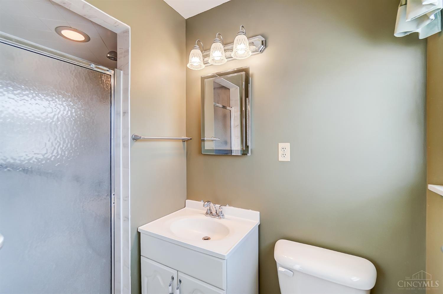 2110 Rollingridge Lane, Green Township, Ohio image 24
