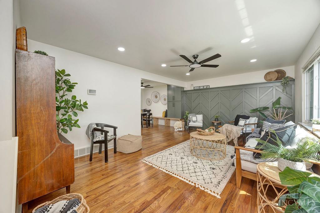 8471 Shuman Lane