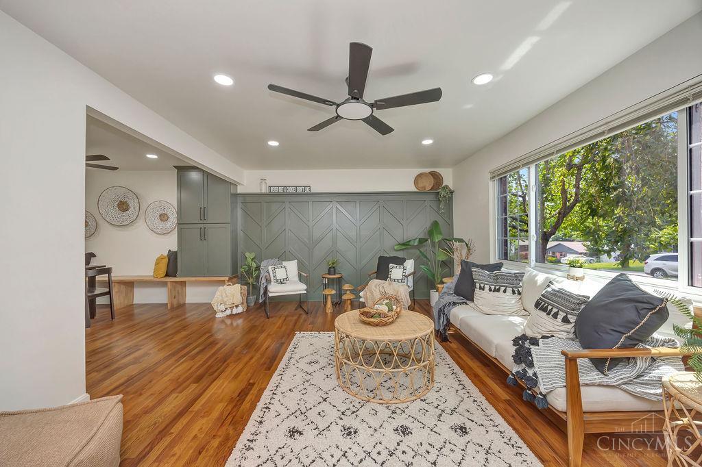 8471 Shuman Lane