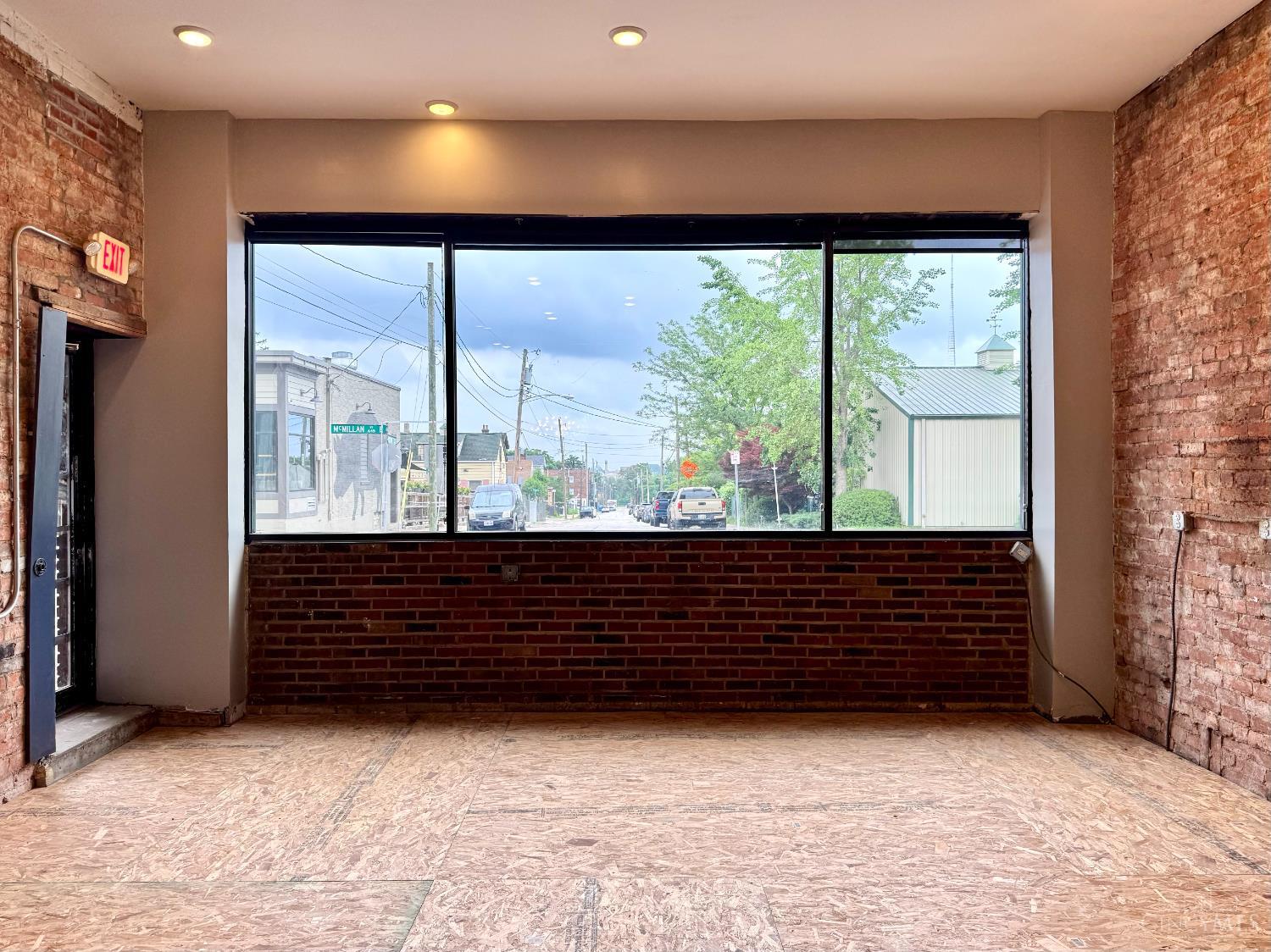 648 E McMillan Street 100