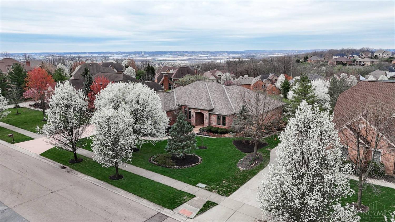 4482 Brighton Lane, West Chester, Ohio image 3