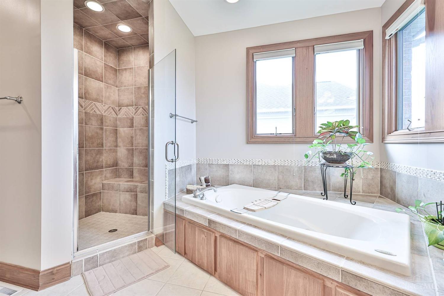 4482 Brighton Lane, West Chester, Ohio image 34