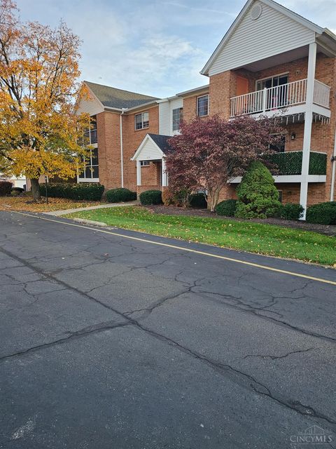 Photo of 3225 Heritage Square Drive #25, Colerain Township, OH 45251 (MLS # 1861644)