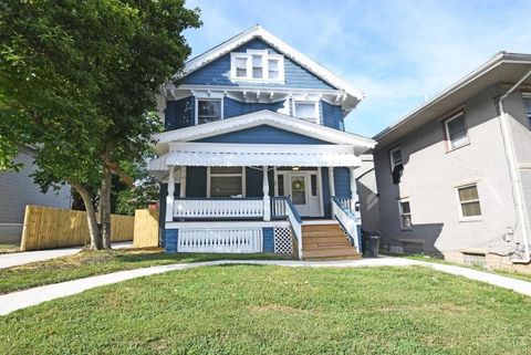 Photo of 278 Mcgregor Avenue, Cincinnati, OH 45219 (MLS # 1860463)