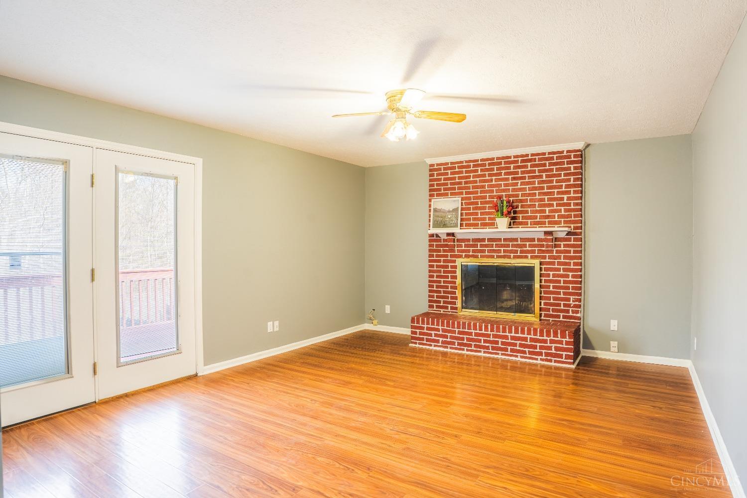 8715 Sarahs Bend Drive, Colerain Twp, Ohio image 13