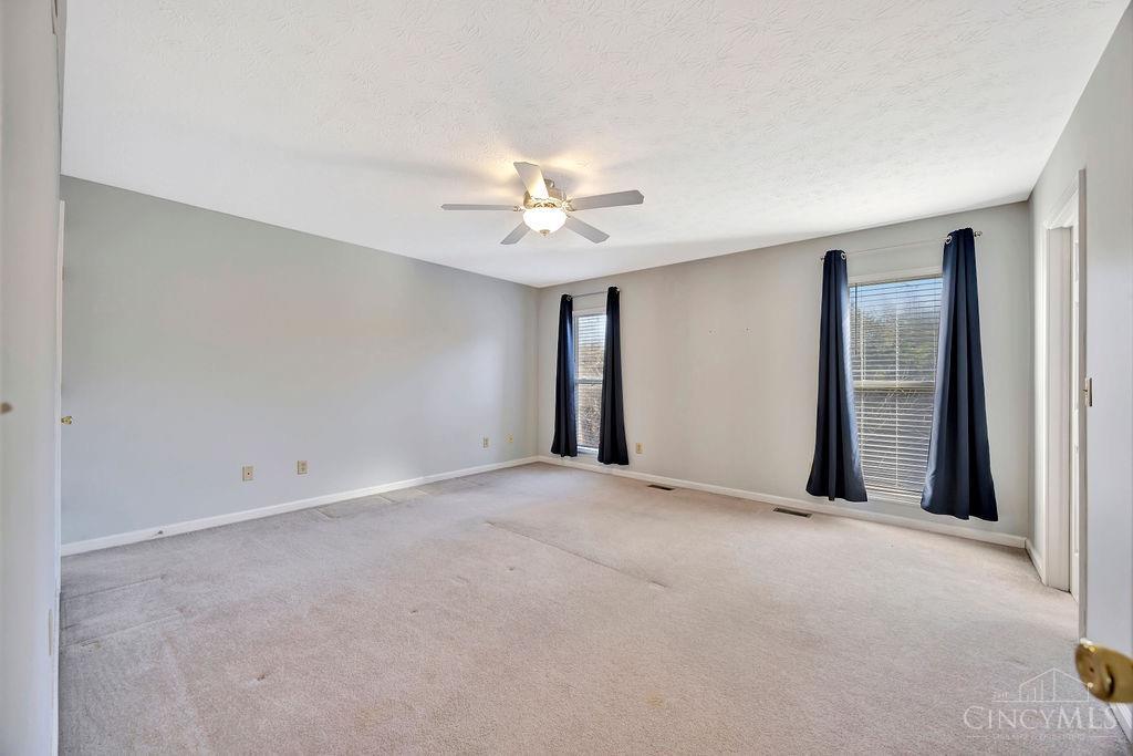3306 Spruce Lane, Oxford, Ohio image 21
