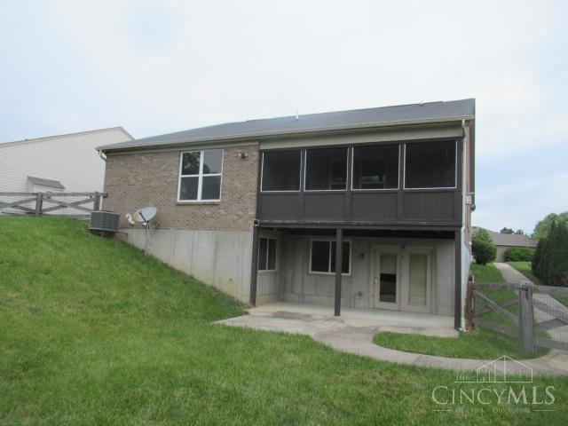 2607 Chopin Drive, Colerain Twp, Ohio image 16