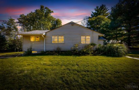 Photo of 5314 Hillcrest Drive, Oxford Township, OH 45056 (MLS # 1858733)